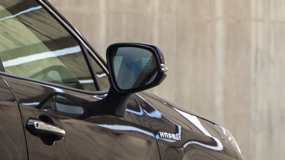 Power Adjustable Side View Mirrors