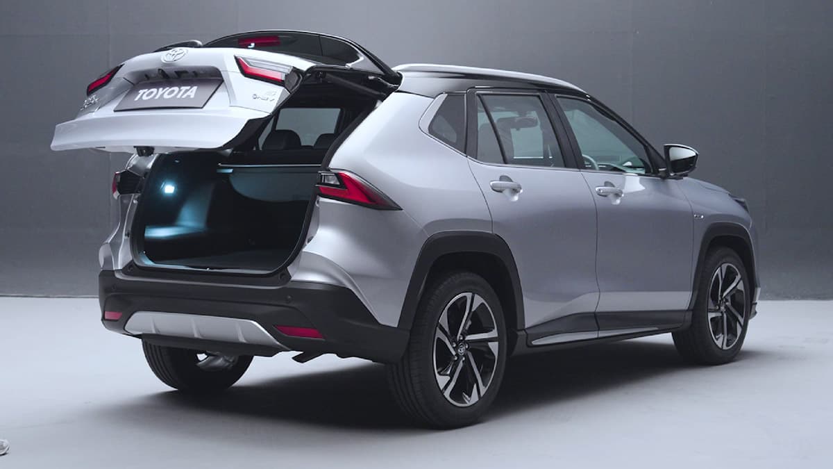 Power Back Door With Kick Sensor