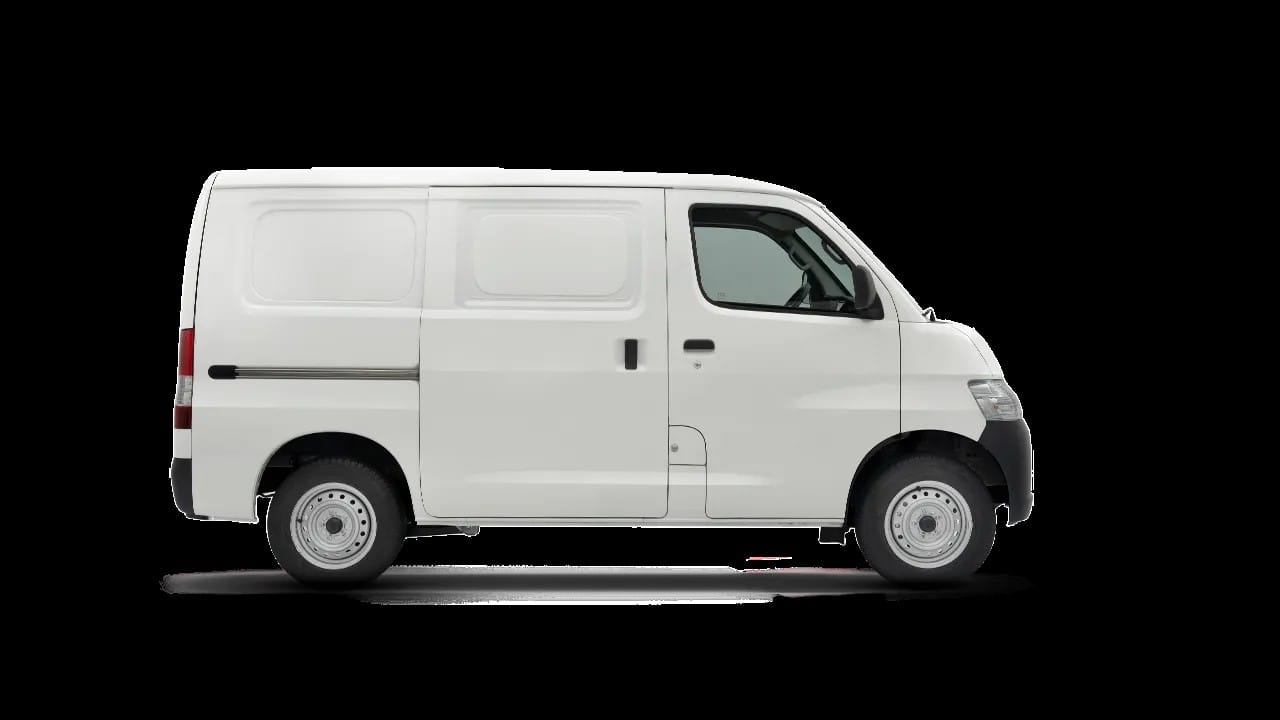 Stability from the placement of the compact semicab arrangement provides ideal front-rear weight balance.