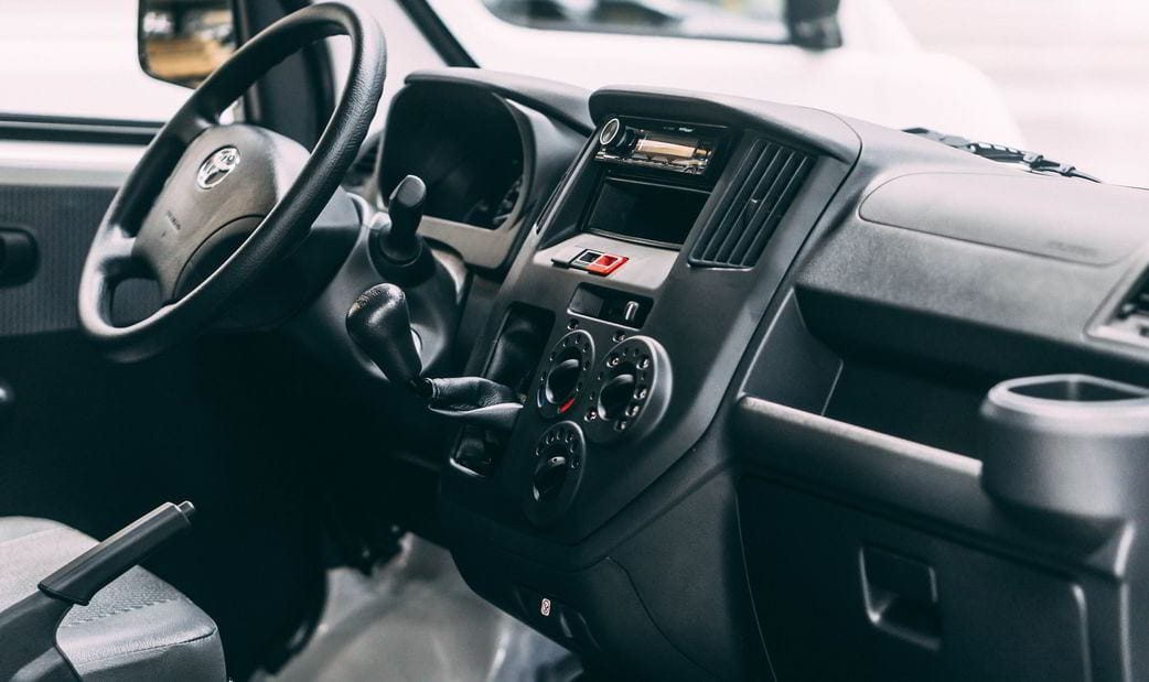 Functional and simple square body in semi-cab style